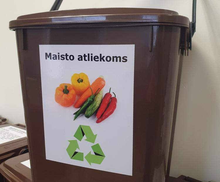 Kviečiame daugiabučių namų gyventojus atsiimti Maisto virtuvės/Biologiškai skaidžioms atliekoms skirtus kibirėlius!